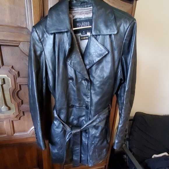 Black leather Jacket - Picture 2 of 3